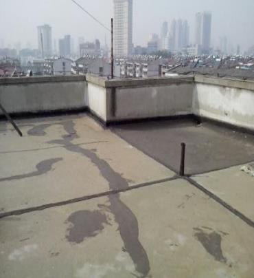 晋州漏水维修 楼顶漏水是什么原因，楼顶漏水维修方法是什么?